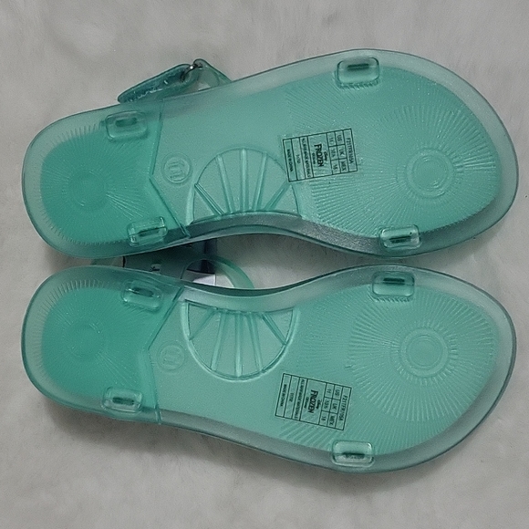 NWT Frozen jelly sandles - Picture 3 of 8